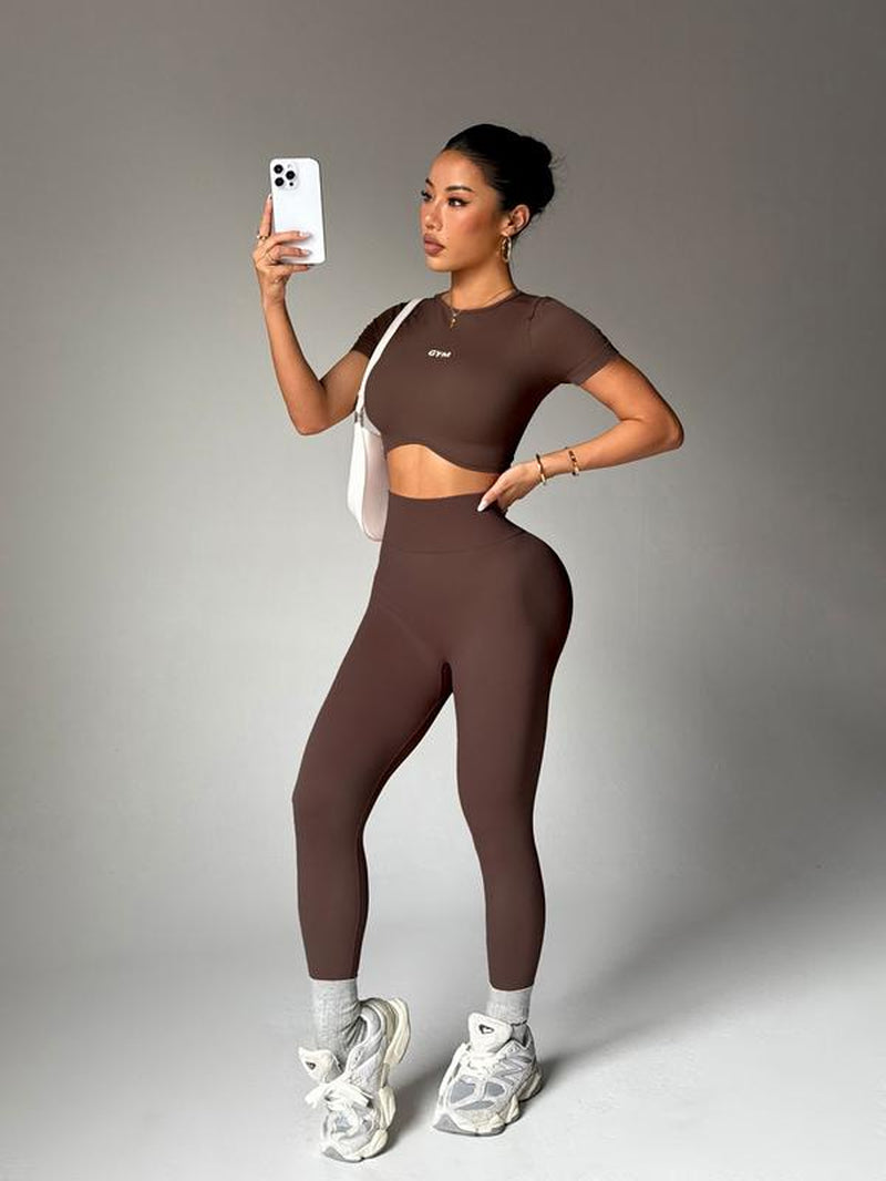 Elevate Your Workout with Our High Elastic Seamless Women's Sports Set - Comfortable Yoga Leggings for Every Active Lifestyle!