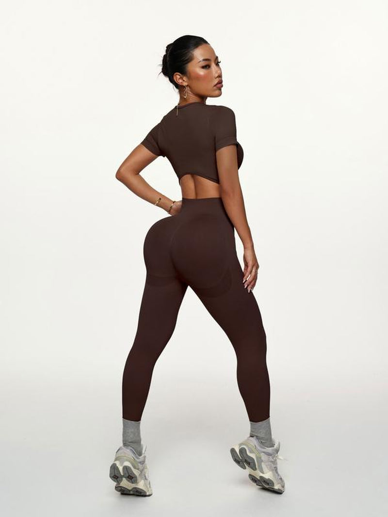 Elevate Your Workout with Our High Elastic Seamless Women's Sports Set - Comfortable Yoga Leggings for Every Active Lifestyle!